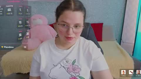 Snapshot of sashavibe chatting on June 2026 02:21:02 PM Sasha online show from June 2026 02:21:02 PM