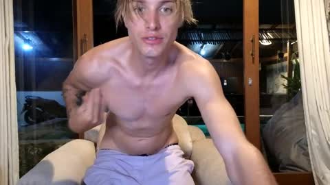 Sasha --  online show from April 2026 12:14:01 PM