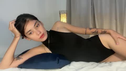 Snapshot of sashi_kaye chatting on March 2026 04:27:01 AM sashi_kaye online show from March 2026 04:27:01 AM