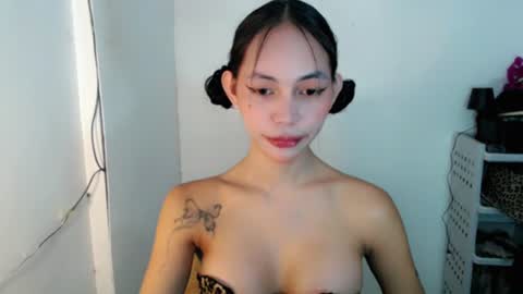 Snapshot of sashifoxdoll_ chatting on June 2026 10:14:01 PM Sashi online show from June 2026 10:14:01 PM