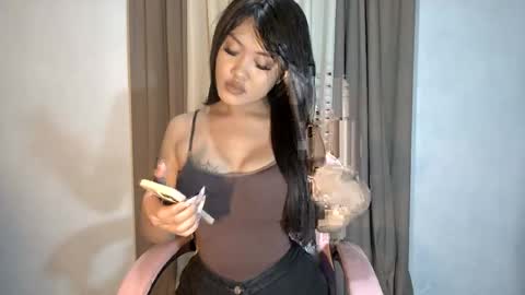 sassy_jenny8 online show from July 2026 07:12:02 PM