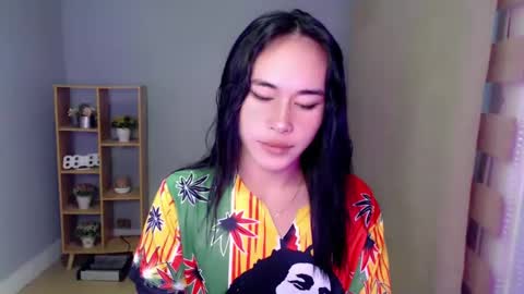 Snapshot of sassy_stella chatting on January 2025 05:51:02 AM sassy_stella online show from January 2025 05:51:02 AM