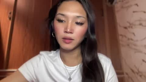 Sassygirl online show from May 2026 12:39:01 AM