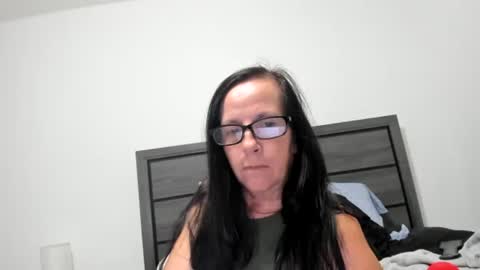 sassypeachgoddess online show from October 2025 03:04:01 AM