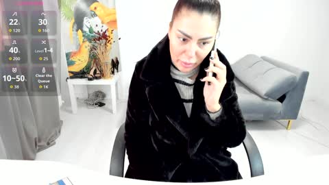 sassytiff online show from January 2026 11:59:02 AM