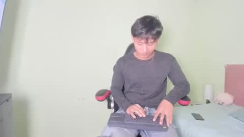 Snapshot of sasuke_uchiha12 chatting on February 2025 07:49:02 PM Evans Williams online show from February 2025 07:49:02 PM