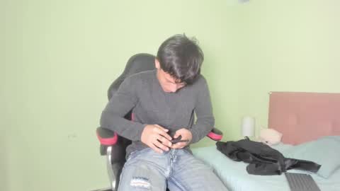 Snapshot of sasuke_uchiha12 chatting on February 2025 10:53:01 PM Evans Williams online show from February 2025 10:53:01 PM