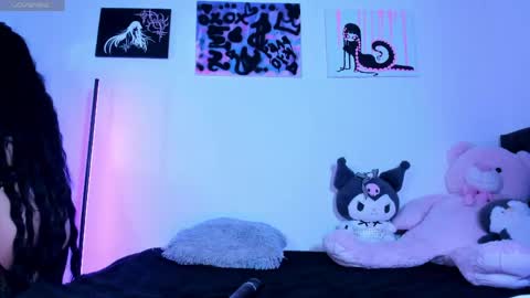 Snapshot of satanbabee_ chatting on May 2026 11:22:02 PM im expecting 300 thumbs up on my altar online show from May 2026 11:22:02 PM