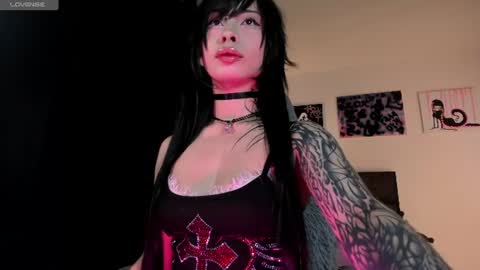 Snapshot of satanbabee_ chatting on July 2026 12:35:01 AM im expecting 300 thumbs up on my altar online show from July 2026 12:35:01 AM