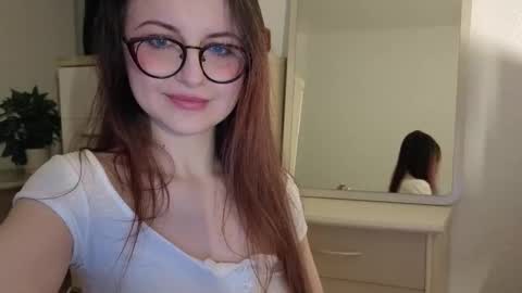 Lori online show from March 2026 05:39:01 PM