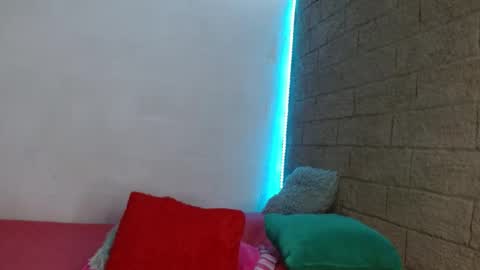 Sativa online show from December 2024 08:54:02 PM