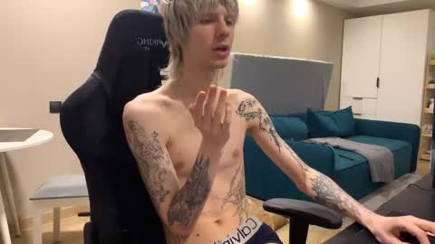 Satoshi online show from April 2026 09:39:33 PM