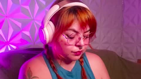 Gina George online show from September 2025 12:11:02 AM