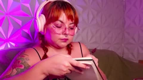 Gina George online show from September 2025 11:28:02 PM