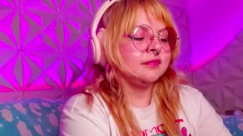 Gina George online show from October 2025 11:57:02 PM