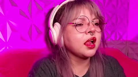 Gina George online show from October 2025 12:24:02 AM