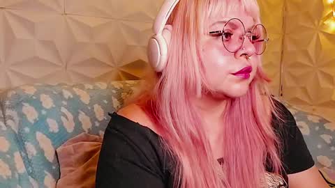Gina George online show from June 2026 12:33:02 AM