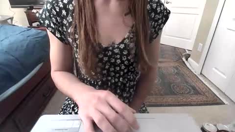 Sophia online show from January 2026 04:06:02 AM