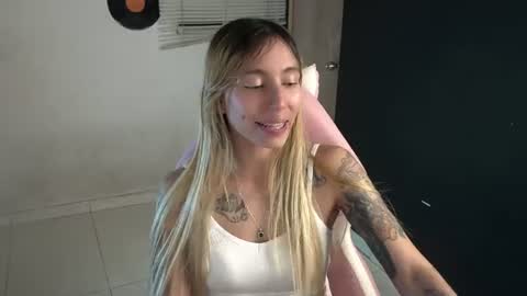 Snapshot of saucy_jenn1 chatting on July 2026 03:21:01 AM I AM JENN online show from July 2026 03:21:01 AM