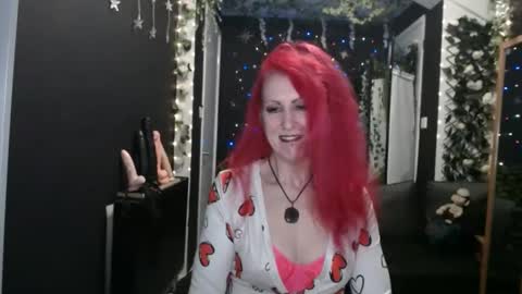 SaucySky online show from February 2025 10:33:01 PM