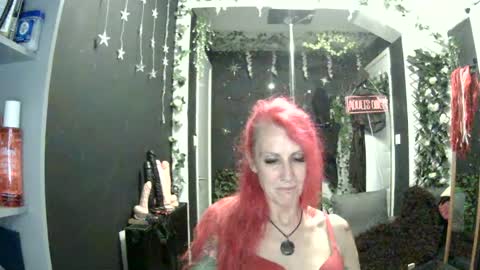 SaucySky online show from July 2026 10:49:02 PM