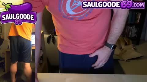 Snapshot of saulgoode69 chatting on April 2026 04:32:01 AM Saul Goode online show from April 2026 04:32:01 AM