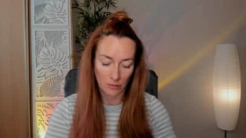 save the qween online show from April 2026 08:29:02 AM