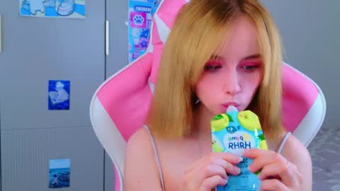Roxy online show from May 2026 06:07:02 AM