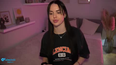 Naomi online show from February 2025 07:48:02 PM