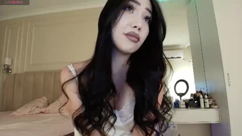 scamelia online show from June 2026 01:50:01 PM