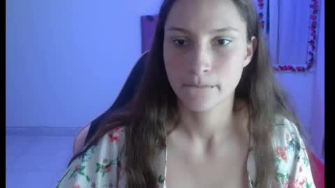 Snapshot of scarlet378580 chatting on April 2026 02:11:02 PM scarlet378580 online show from April 2026 02:11:02 PM