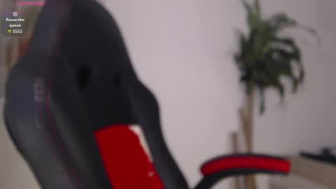 scarlet_100 online show from March 2026 03:47:01 AM