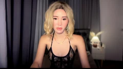 Snapshot of scarlet_hetland chatting on June 2026 01:03:01 PM sweet scarlete online show from June 2026 01:03:01 PM