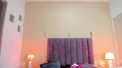 Snapshot of scarlet_pielcanela chatting on June 2026 08:24:01 PM Scarlet online show from June 2026 08:24:01 PM