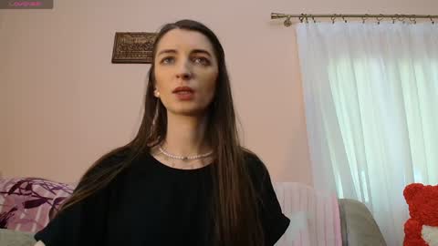 Snapshot of scarlet_rosse chatting on April 2026 09:58:01 AM Scarlet online show from April 2026 09:58:01 AM