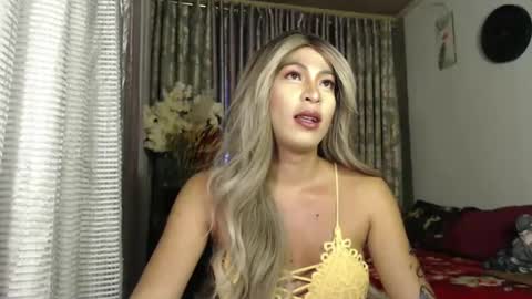 Snapshot of scarlet_ts69 chatting on January 2025 01:05:02 AM scarlet online show from January 2025 01:05:02 AM