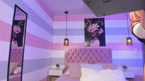 Scarlet  online show from November 2025 10:48:02 AM