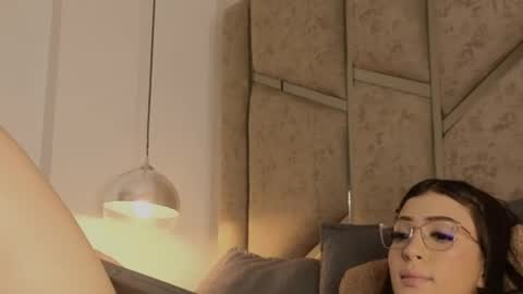 Snapshot of scarleth_lux_ chatting on June 2026 06:52:02 AM Scarleth online show from June 2026 06:52:02 AM