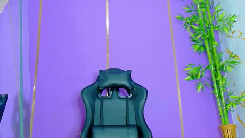 Denis online show from October 2025 07:30:01 AM