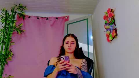 Snapshot of scarletjonesx chatting on May 2026 07:34:02 PM Denis online show from May 2026 07:34:02 PM