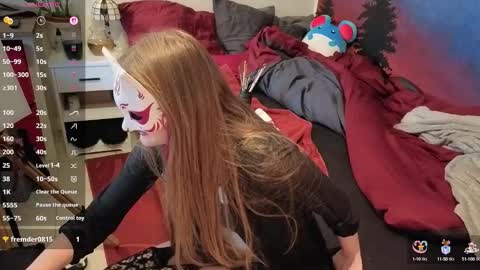 Scarlett online show from October 2025 02:58:02 PM