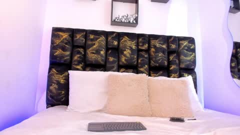 Scarlett online show from April 2026 05:30:01 PM