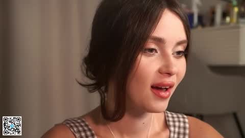 Scarlet online show from February 2026 07:06:02 PM