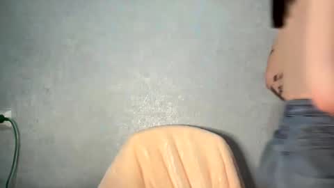 scarletpetal online show from February 2025 11:13:02 AM