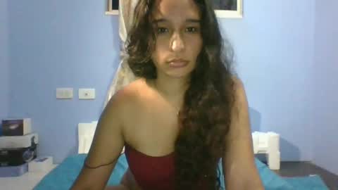 Snapshot of scarletscott_ chatting on December 2024 02:09:02 AM Nataly online show from December 2024 02:09:02 AM