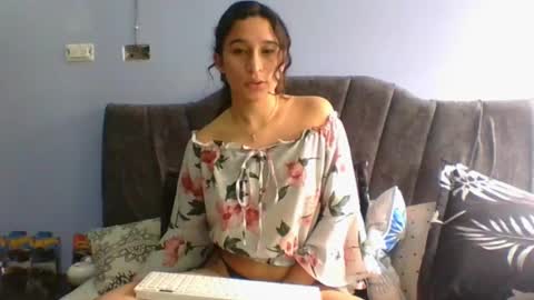 Snapshot of scarletscott_ chatting on December 2024 01:59:02 PM Nataly online show from December 2024 01:59:02 PM