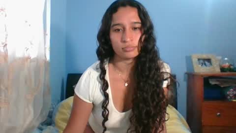 Snapshot of scarletscott_ chatting on January 2025 08:37:02 PM Nataly online show from January 2025 08:37:02 PM