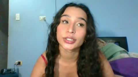 Snapshot of scarletscott_ chatting on September 2025 10:33:02 PM Nataly online show from September 2025 10:33:02 PM