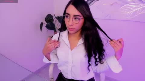 Scarlett  online show from February 2026 12:42:02 PM