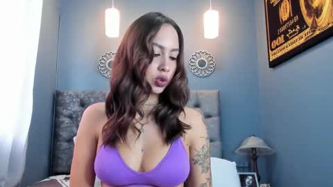 Scarlett online show from October 2025 05:02:02 PM